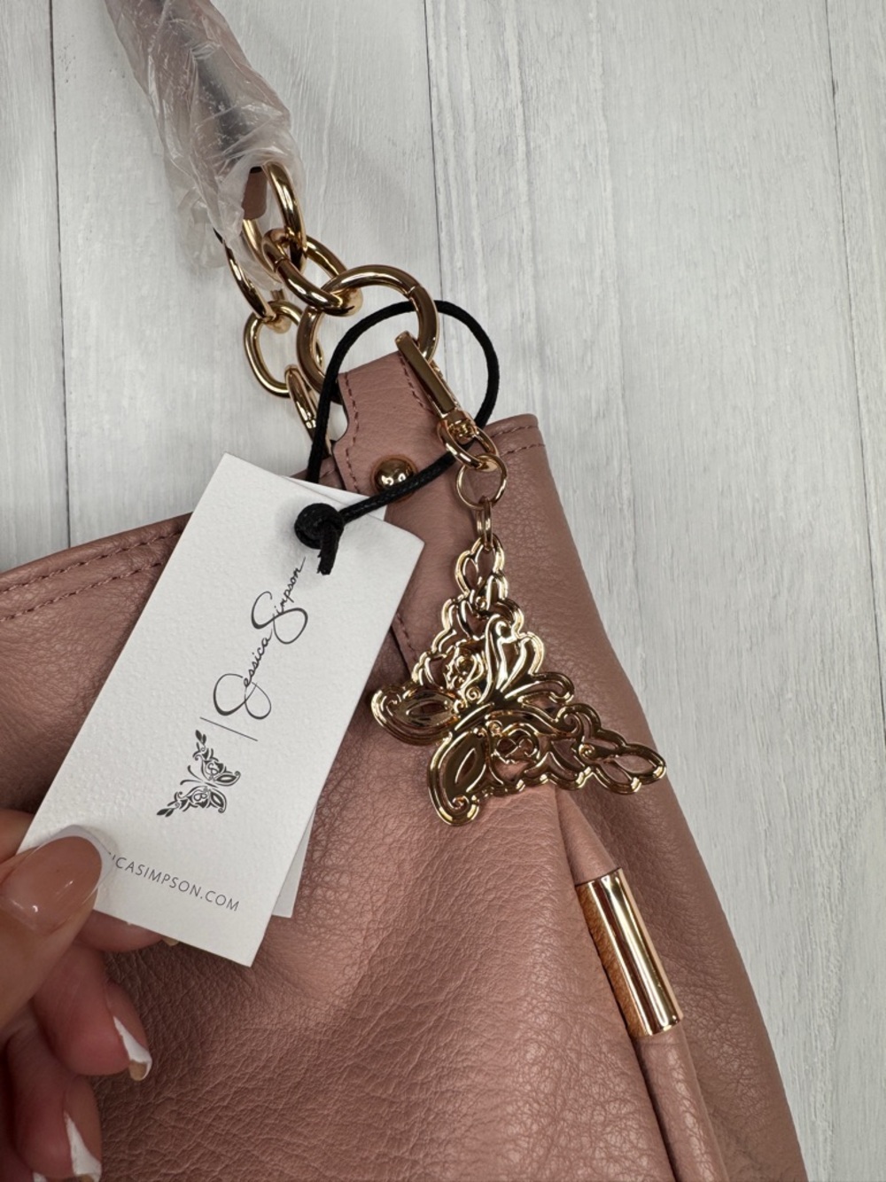 Jessica Simpson Blush Pink Leather Shoulder Bag with Gold Hardware - Picture 7 of 14